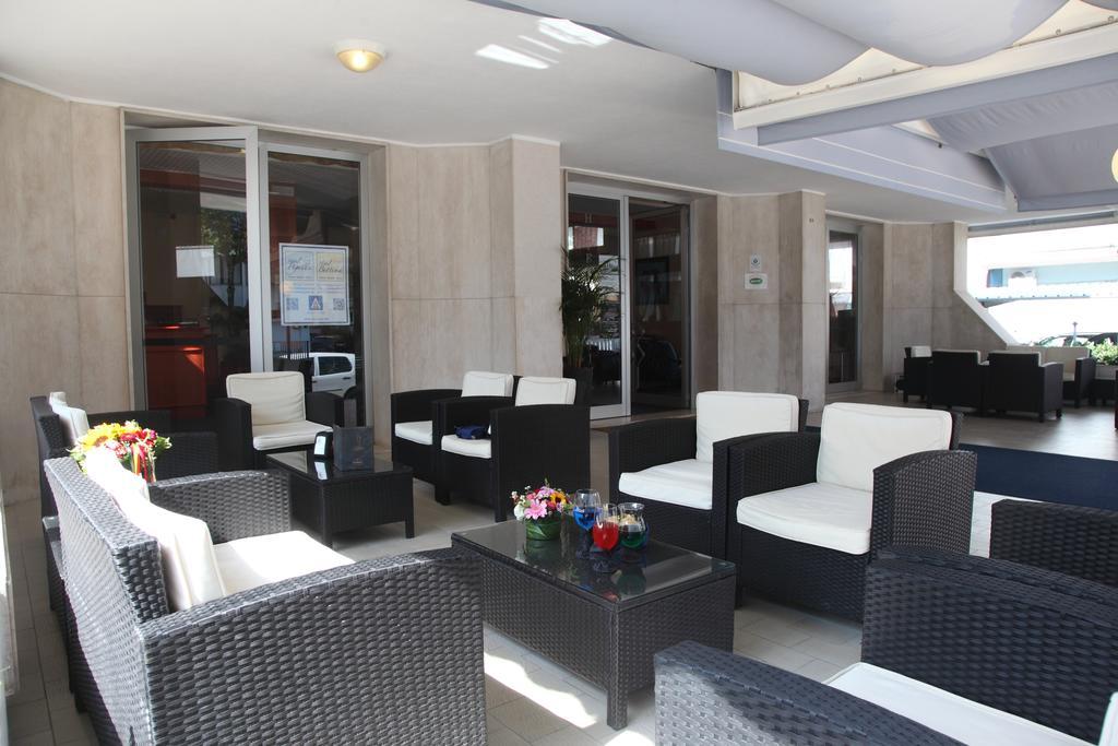 Hotel Bettina Lido di Jesolo Ngoại thất bức ảnh