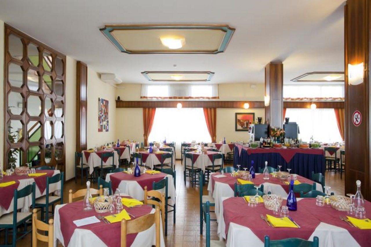 Hotel Bettina Lido di Jesolo Ngoại thất bức ảnh