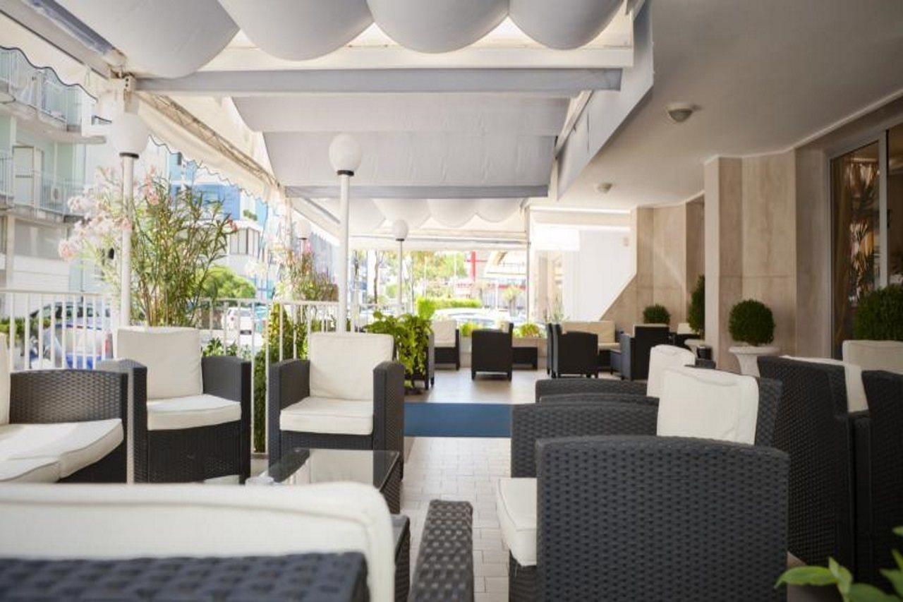 Hotel Bettina Lido di Jesolo Ngoại thất bức ảnh