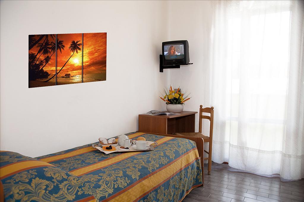 Hotel Bettina Lido di Jesolo Ngoại thất bức ảnh