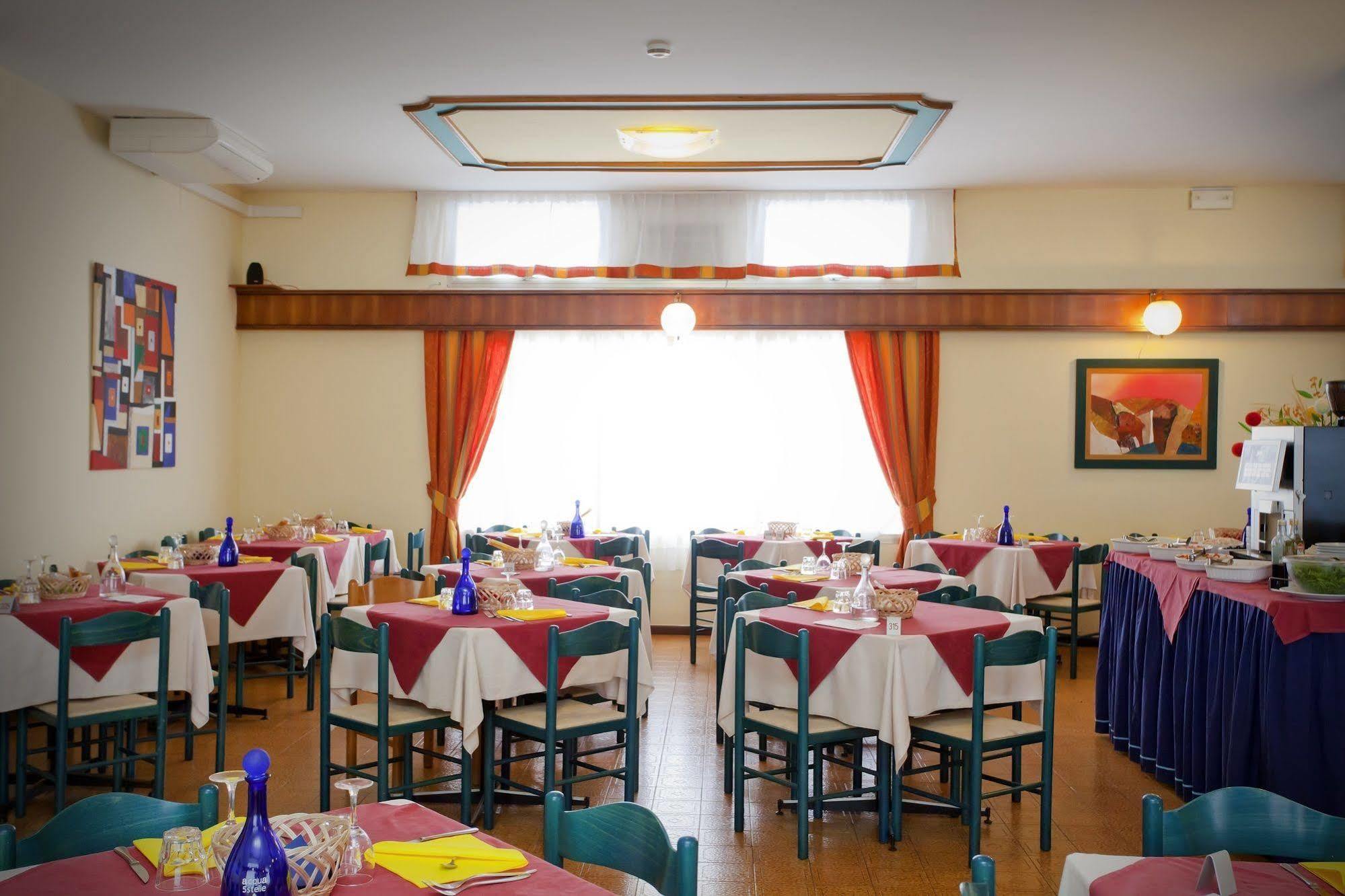 Hotel Bettina Lido di Jesolo Ngoại thất bức ảnh